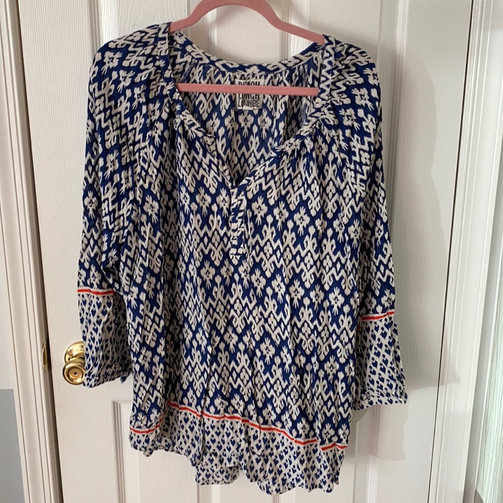 Flowy summer top